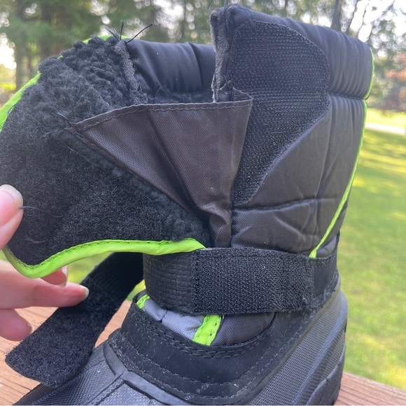 Black Snow Boots Velcro Adjustment Ankle and Top Gussets Size 13 - Picture 6 of 11